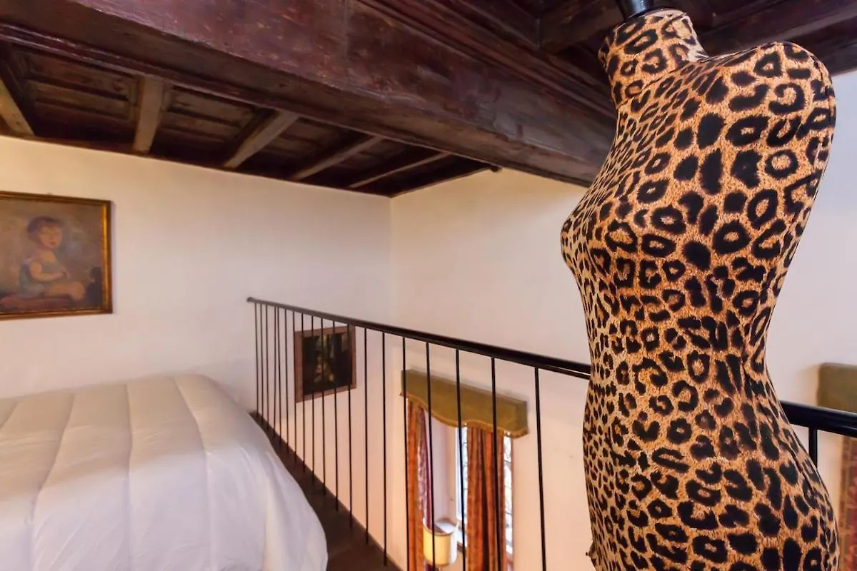 Apartment In Rome-Trastevere - Amorhome  Rome