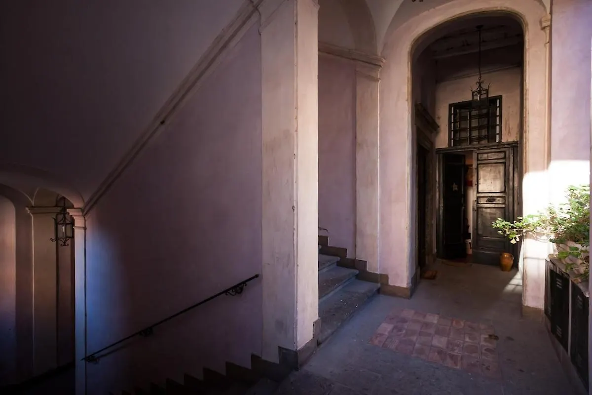 Apartment In Rome-Trastevere - Amorhome