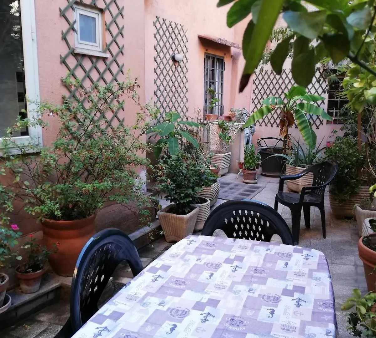 Apartment In Rome-Trastevere - Amorhome 0*, Rome Italië