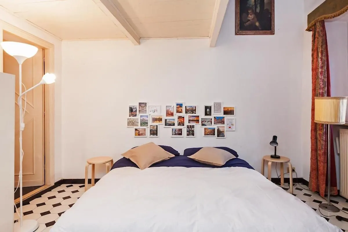 Apartment In Rome-Trastevere - Amorhome